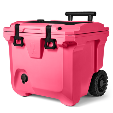 Br Tank 35-Quart Rolling Cooler